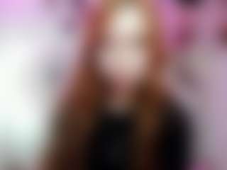 Live cam show with StarTarra - Moaning on sexylivex.com