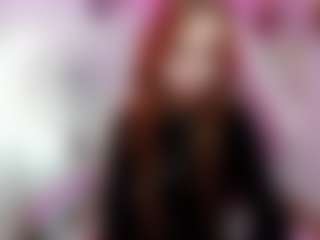 Live cam show with StarTarra - Moaning on TastyBlacksLive