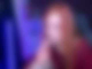 Live cam show with StarTarra - Moaning on dropp.cam