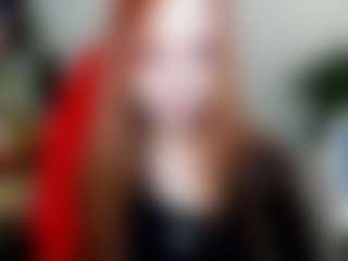 Live cam show with StarTarra - Facial Piercings on justonemore.cc