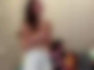Live cam show with ZeniaArguello - Brown Eyes on StripNow
