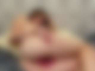 ZeniaArguello's Live Sex Cam Show