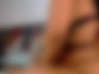 LUNA-MARIN's Live Sex Cam Show