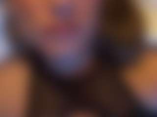 Live cam show with TMarieSquirts - Big Tits on Gym Cam Girls