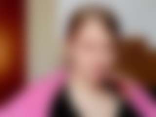 Live cam show with ElbaWidmaier - Hairy Pussy on Dolls Live