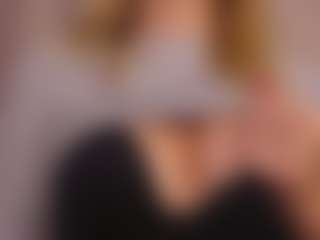 JoannieLarke's Live Sex Cam Show