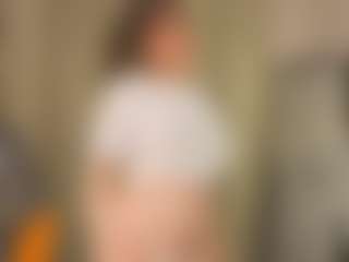Live cam show with Luci-XO - Gray Eyes on Camsoda