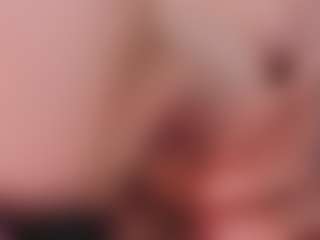 Live cam show with Luci-XO - Gray Eyes on SpankPalCams