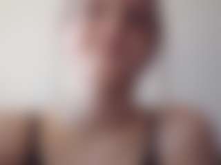 MarlinAja's Live Sex Cam Show