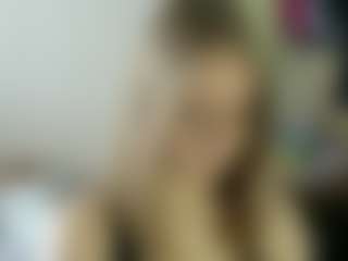 Live cam show with Luna - Facial on Strip Flash - Live Sex Shows