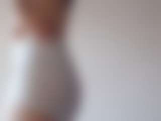 Live cam show with Luna - Facial Piercings on camwithhim.com