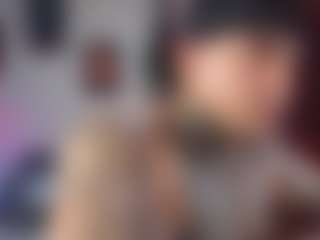 maxstron111's Live Sex Cam Show