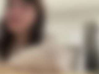 MoiraBalderree's Live Sex Cam Show