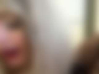 ReneeDinuzzo's Live Sex Cam Show