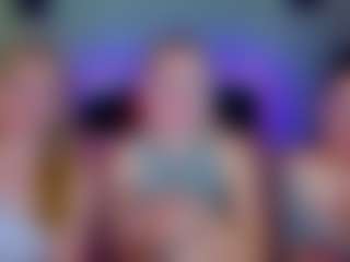 SuccesCheriesss's Live Sex Cam Show