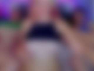 SuccesCheriesss's Live Sex Cam Show