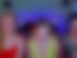 Live cam show with SuccesCheriesss - Femdom on Latina Girls