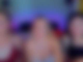 Live cam show with SuccesCheriesss - Tease on Camsoda