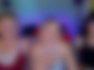 Live cam show with SuccesCheriesss - Skinny on Camsoda