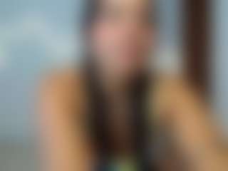 gretamilan's Live Sex Cam Show