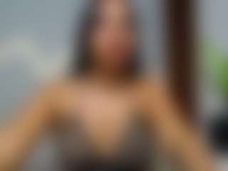 gretamilan's Live Sex Cam Show