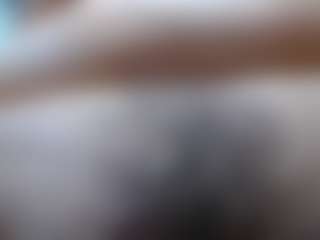 gretamilan's Live Sex Cam Show