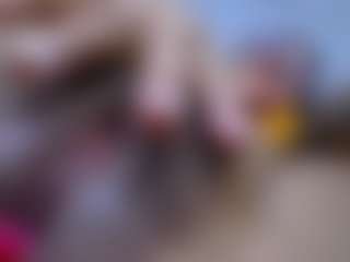 gretamilan's Live Sex Cam Show