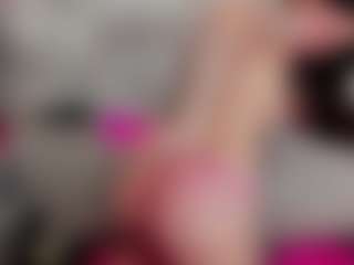 Live cam show with Michela-Fruett - Body Massage on pussylord.com