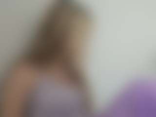 Live cam show with RevaLaflin - Blue Eyes on Fling VIP Chat
