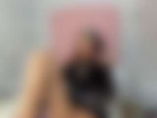 sofia-marttinez9's Live Sex Cam Show
