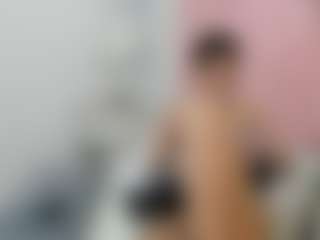 sofia-marttinez9's Live Sex Cam Show