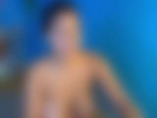 Live cam show with AmeliaEmmy - College Mature on Camming Site