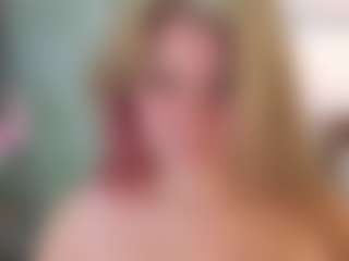 Live cam show with Kathy-Duncan - Tease on sexylive.show
