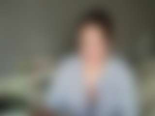 Live cam show with NikoleBirklid - Petite on CamClone