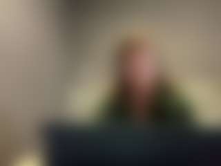 Live cam show with NikoleBirklid - Middle Aged on eurowanks.com