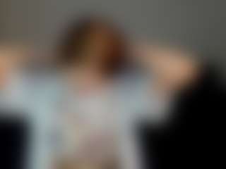 Live cam show with Wullwet-rav - Ass Clapping on Free Soda