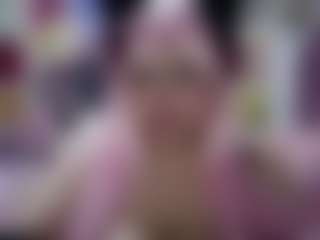 Live cam show with Belladonna_moon - Camel Toe on StripNow