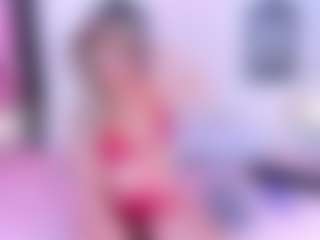 Live cam show with gisellefire - Smoking on Camsoda