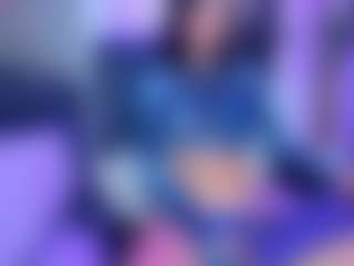 Live cam show with Lilit Moon - Nipple Piercings on Livezox