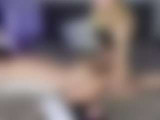 Live cam show with FreyaJels - Anal on CamClone