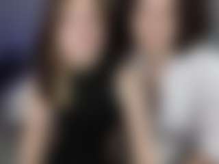 Live cam show with FreyaJels - Blowjob on live18s.com