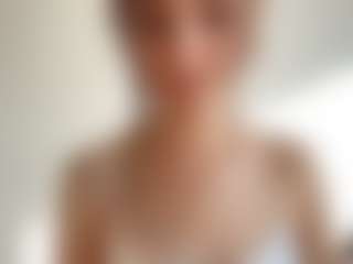 Live cam show with HattieWassam - Mature on Soda Cam