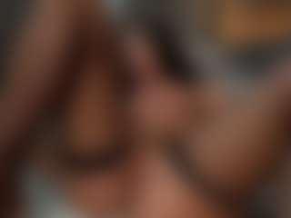 ivyxbelle's Live Sex Cam Show