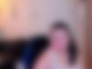 Live cam show with lorena-prg7 - Moaning on Dare Cams
