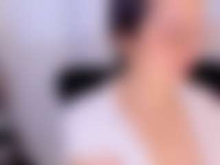 Live cam show with LucyGlow - New Toys on SquirtSoMuch
