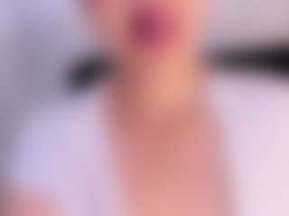 Live cam show with LucyGlow - Butt Plug on Camsoda