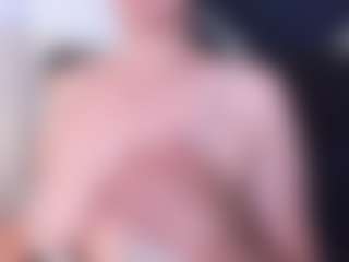 LucyGlow's Live Sex Cam Show