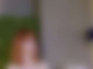 Live cam show with SiennaShapiro - Blue Eyes on TeamSkeetLive