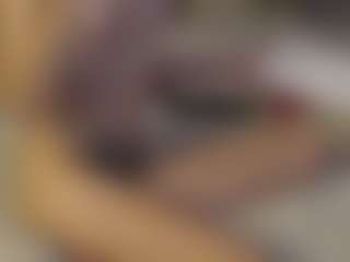 Live cam show with SiennaShapiro - Blue Eyes on googirlz