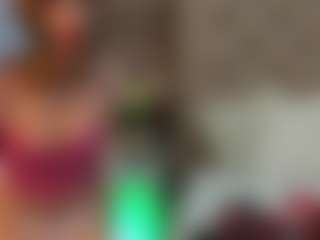 Live cam show with SiennaShapiro - Red Hair on mypornchat.com
